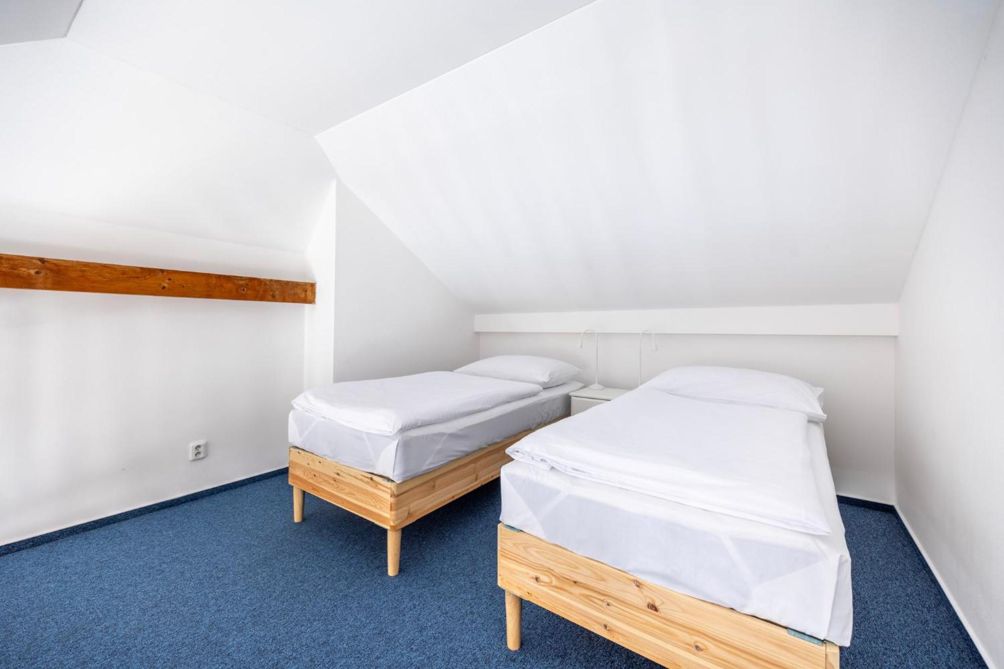 Marina Vltava Hotell Nelahozeves Eksteriør bilde