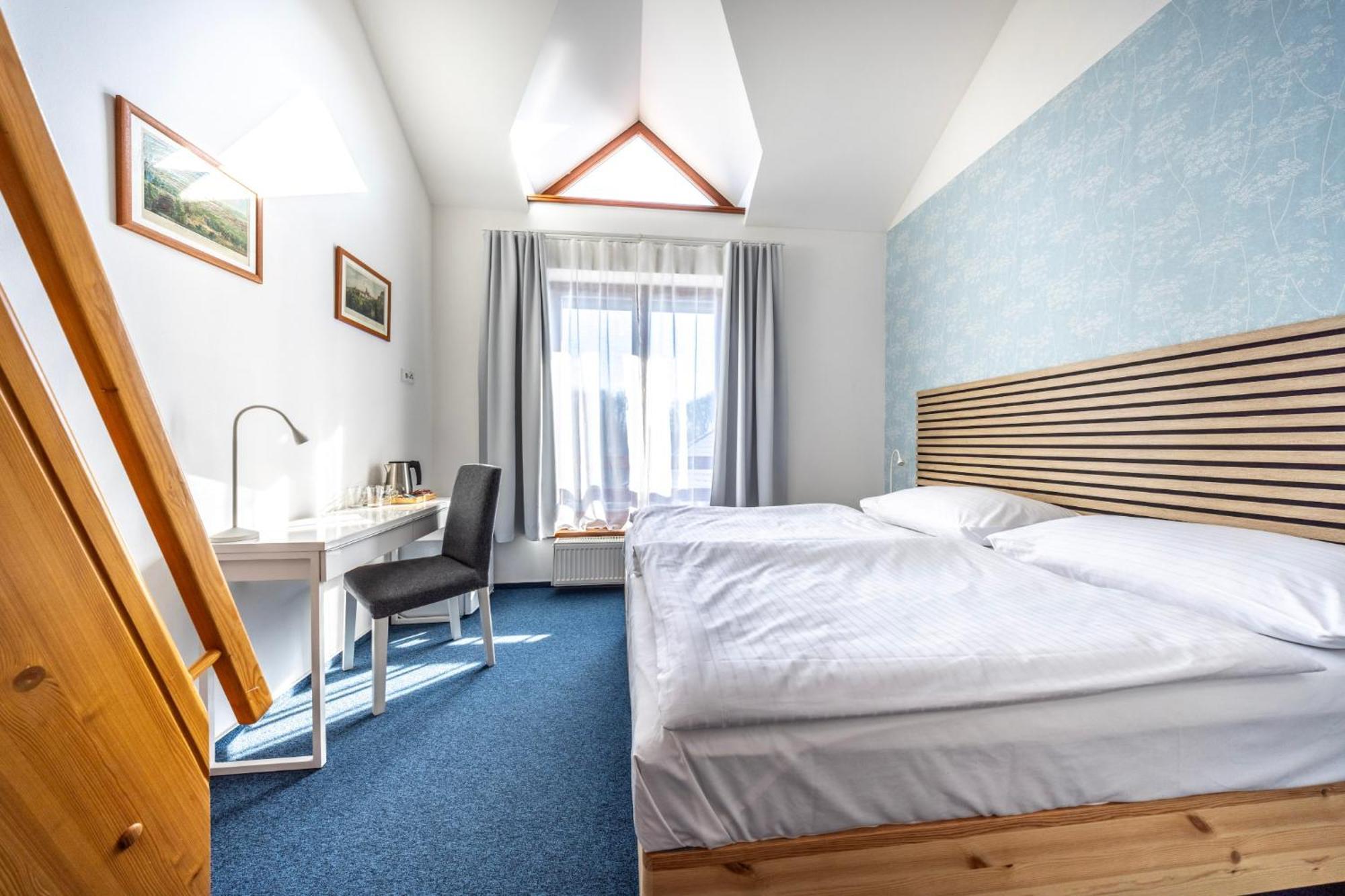 Marina Vltava Hotell Nelahozeves Eksteriør bilde